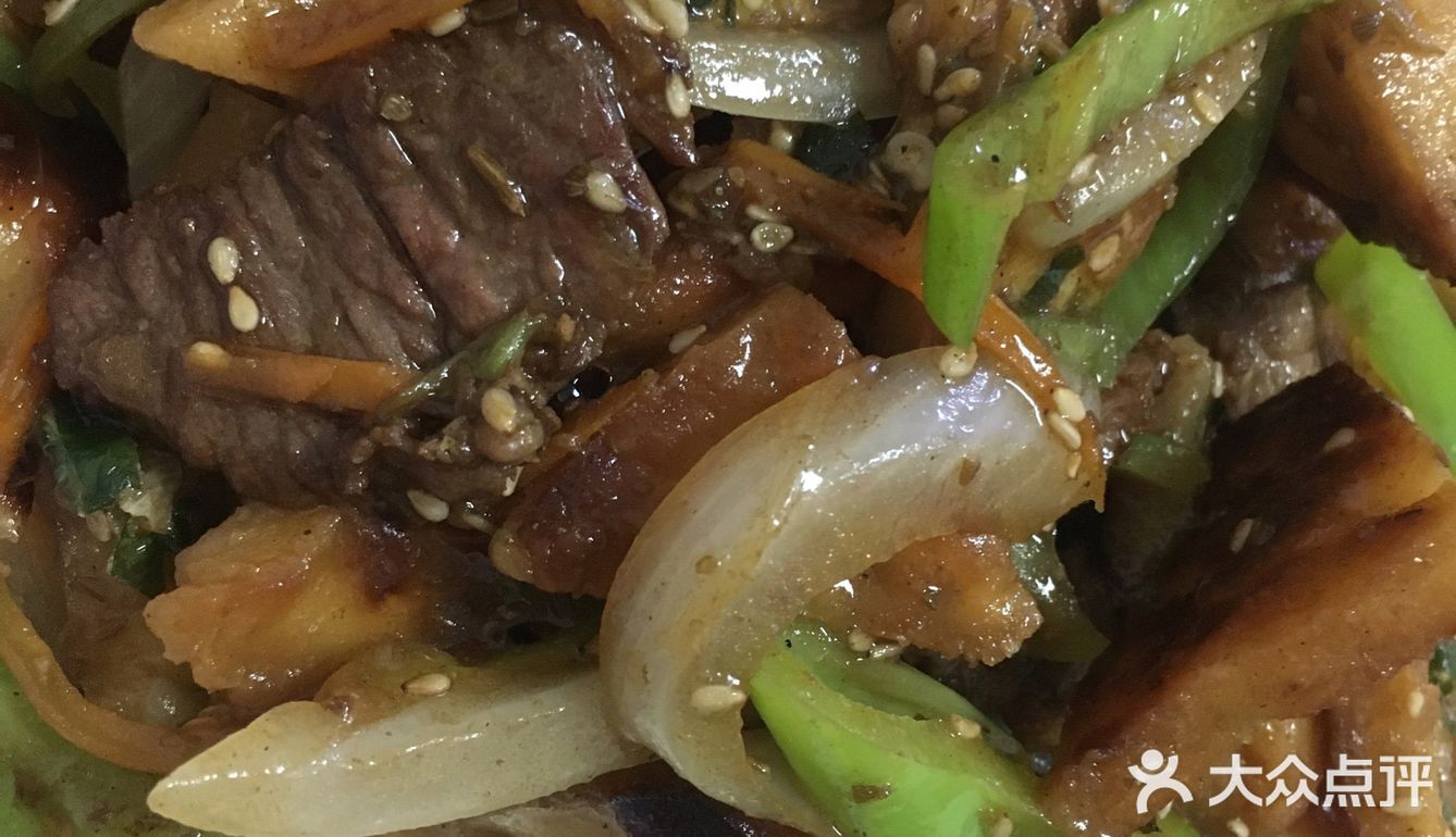 种类超多的新疆烤馕～可甜可咸又很香