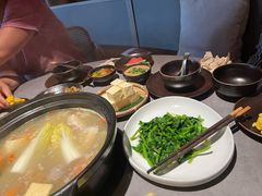 -罗勒家·养生火锅· Bistro(大望路店)