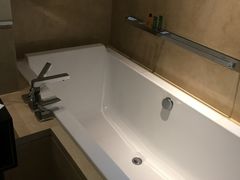 -广州天河希尔顿酒店