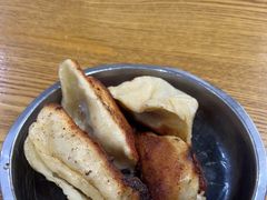 -黄阿姨锅贴大王(万航渡路店)