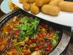 -万重锦·人文川菜馆(骡马市店)