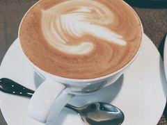 卡布奇诺-窗外西餐厅(普罗理想国店)