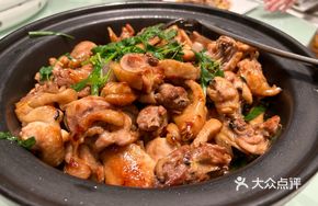 Scallion Stir-fried Qingyuan Chicken