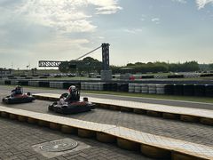 -上海国际赛车场卡丁车世界-停车场