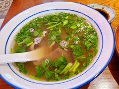 牛肉粉丝汤-鑫震源·苏式大虾生煎(山塘街店)