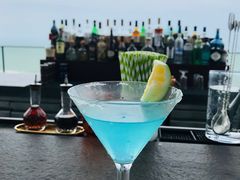 -瑰丽酒店·海吧·天际下午茶·现场DJ·天台酒吧