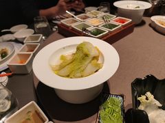 -左庭右院鲜牛肉火锅黑金店(陆家嘴中心店)