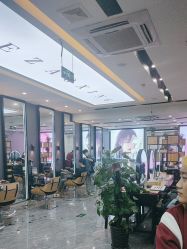 -藤野造型烫染·漂发