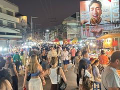 -周日夜市