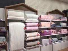 -卓锦曼购中心(国香街店)