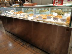 面包甜点陈列柜-新旺茶餐厅(嘉里城店)