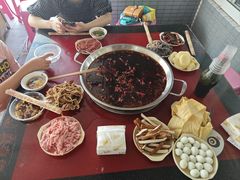 -储奇门鳝鱼火锅(总店)