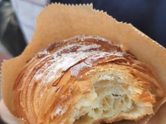 黄金流奶羊角-麦田工坊(月湖店)