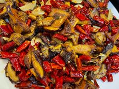 云南特色炒见手青-草墩罗非鱼庄•野生菌•腊排骨(七星街上段店)