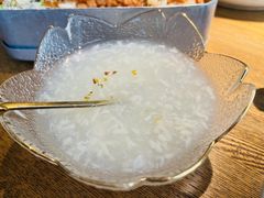 -蜜桃餐厅·伴山(湖滨商业街店)
