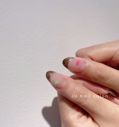点击看大图 -JU·旧友日式美甲美睫工作室