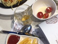 -汤姆家的牛排意面披萨(新城市广场店)