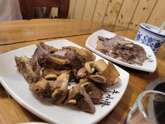 牛歇骨-牛小隆牛肉面馆(四牌楼店)