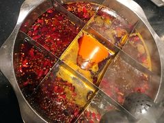 -小天鹅火锅·一线江景洪鼎旗舰店(洪崖洞店)