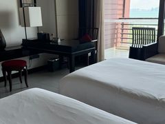 -三亚湾海居雅高铂尔曼度假酒店