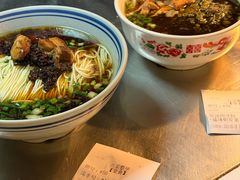 -矮子粉店1985·长沙米粉(湘春路店)