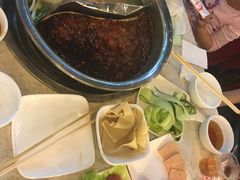 -朱氏胖子烂火锅(洪崖洞店)