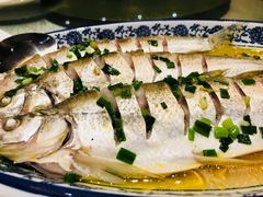 -山明水秀大饭店