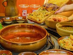 -阿山卓·野生菌火锅·纳西火塘烤肉