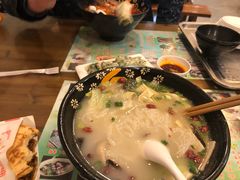 -阿超过桥米线(画展路店)