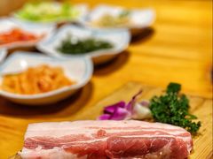 -唯成•韩国炭火烤肉 유성고기