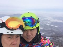 -亚布力新体委滑雪场