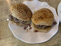 烧饼夹肉-宋记爆肚(酒仙桥店)