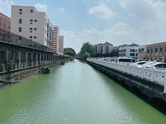 -七宝中学游泳馆