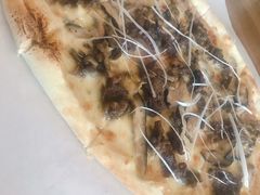 莱芙缇牛肉披萨-LYFATTI 莱芙缇(赣水路店)