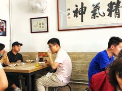 大堂-陈记卤煮小肠