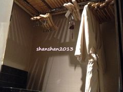 衣帽间-上海浦东丽思卡尔顿酒店