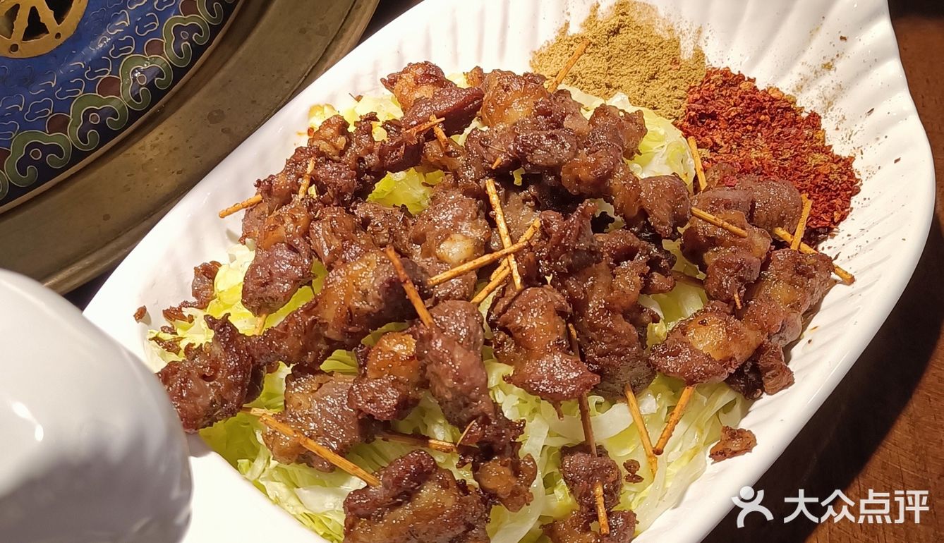 过生日就得羊羊得亿吃羊肉