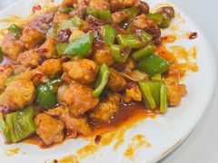 宫爆鸡丁-方城小吃店