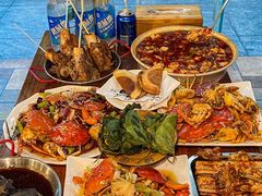 -李双猪·小龙虾·烧烤·羊肉煲(乐山店)
