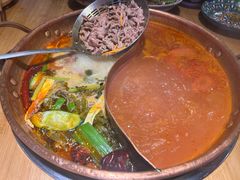 -洱火云南酸菜牛肉火锅(石景山当代商城店)