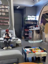-进巍美甲美睫