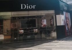 -Dior