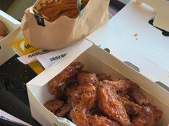 -BHC炸鸡(明洞总店)