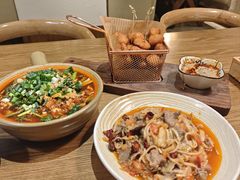 -金孔雀德宏傣味餐馆(魏公村店)