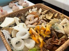 -山菌美食苑(振兴路店)
