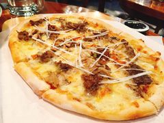 烤牛肉烤盘披萨-I HOLIC艾豪丽披萨(KKone店)
