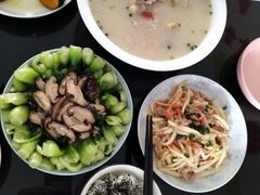 -鲸育宝宝月嫂(徐汇店)