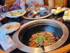 -锅老头海鲜铁锅炖
