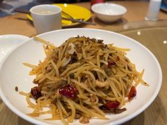 -渝信川菜 · 川味家常菜(财富购物中心店)