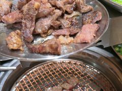 -韩烧牛中牛·甄选黑牛烤肉(黑金店)
